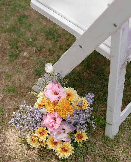 garden party / in-aisle cloud / pink, orange, yellow, purple / Katie Alley Photo